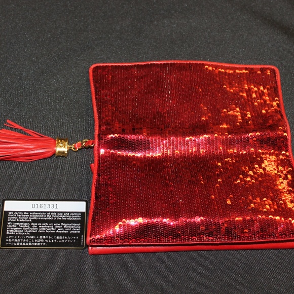 CHANEL Rare Vintage Red Sequin Leather Clutch - Picture 6 of 8